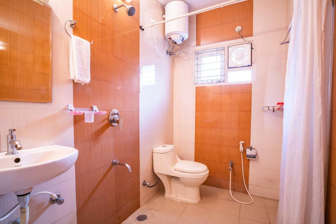 Blueberry Service Apartments Haiderabad Buitenkant foto