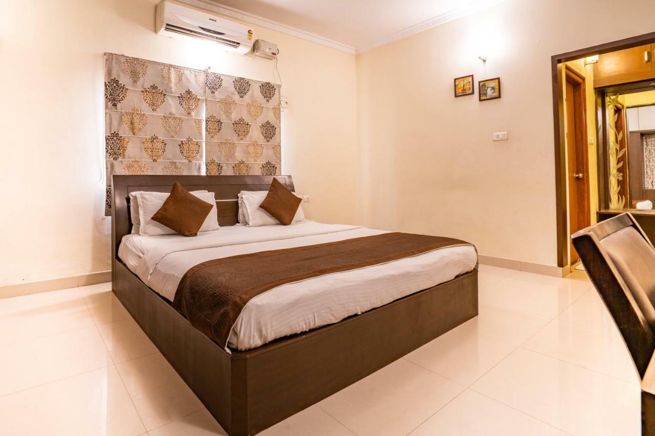 Blueberry Service Apartments Haiderabad Buitenkant foto