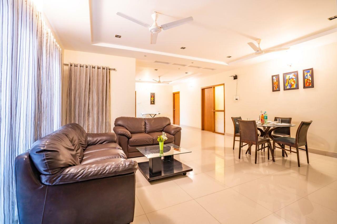 Blueberry Service Apartments Haiderabad Buitenkant foto