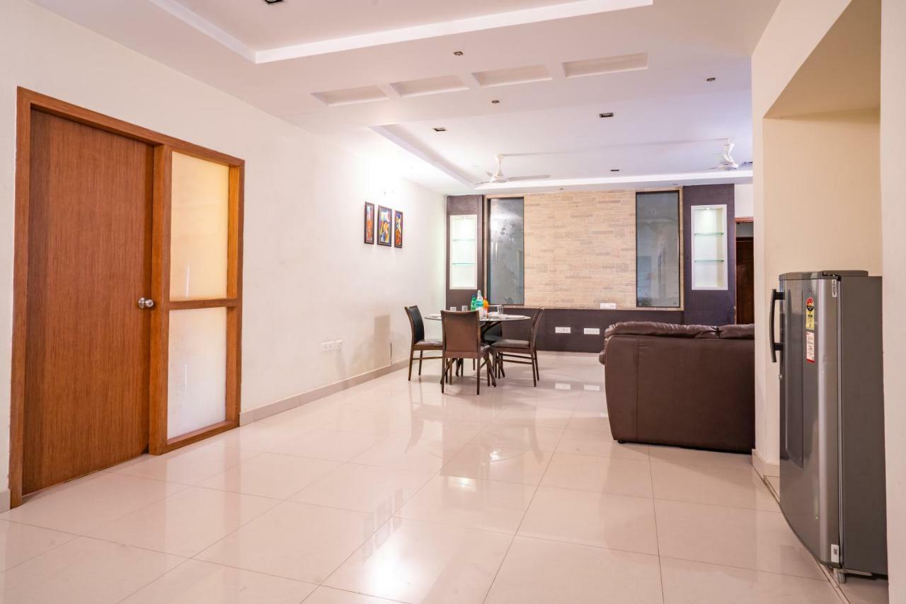 Blueberry Service Apartments Haiderabad Buitenkant foto