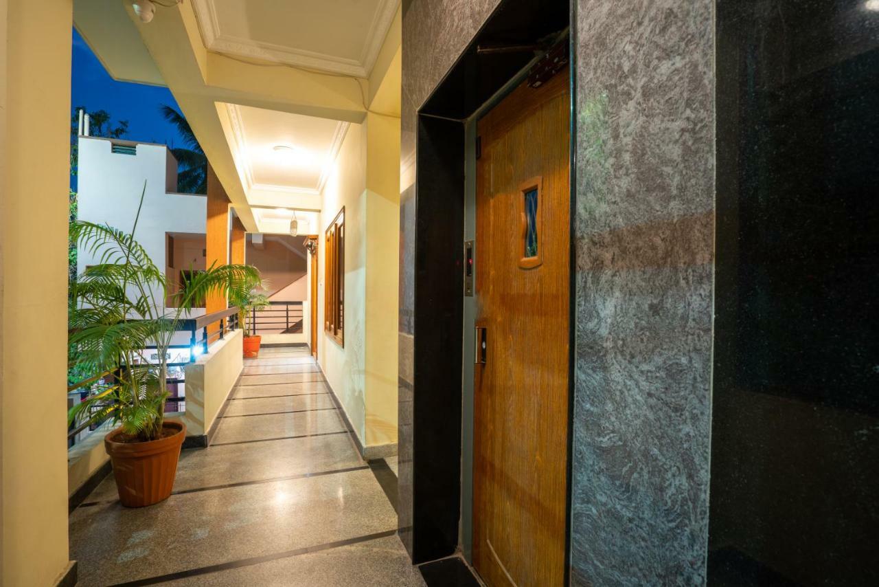 Blueberry Service Apartments Haiderabad Buitenkant foto